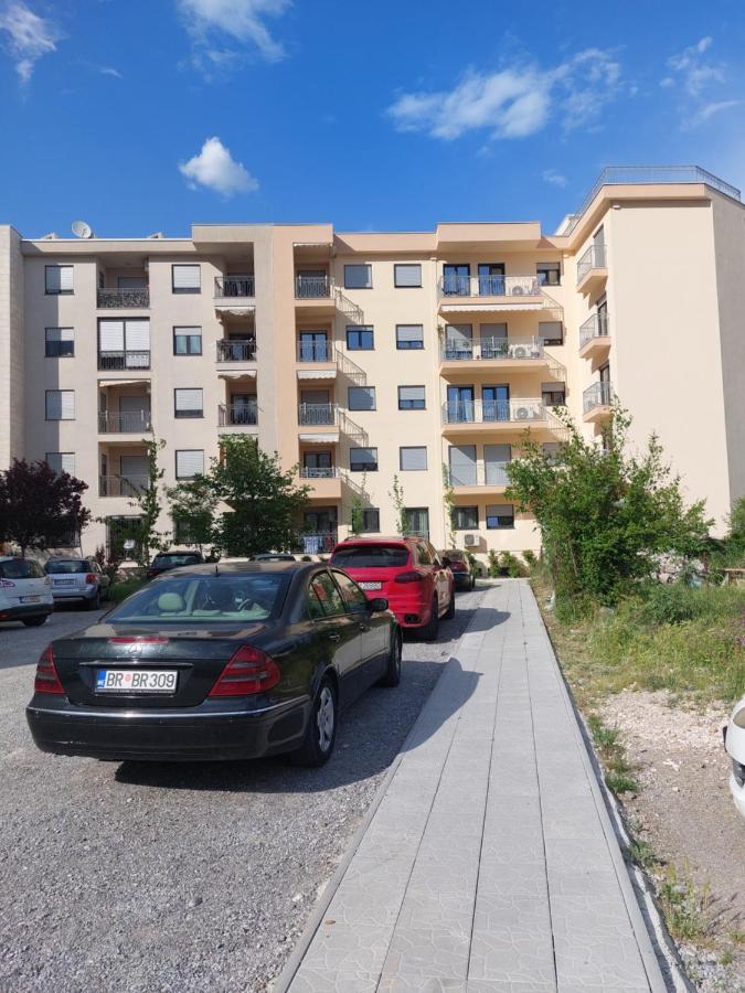 Aria Apartmani Podgorica Bagian luar foto